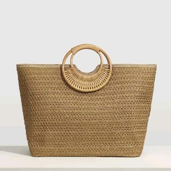 Floral Embroidered Straw Bag - Picture 3 of 6